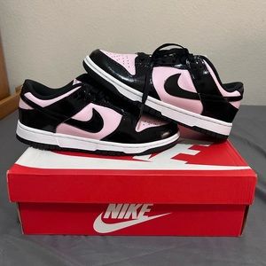 nike dunk low pink foam with original box. Size 8
